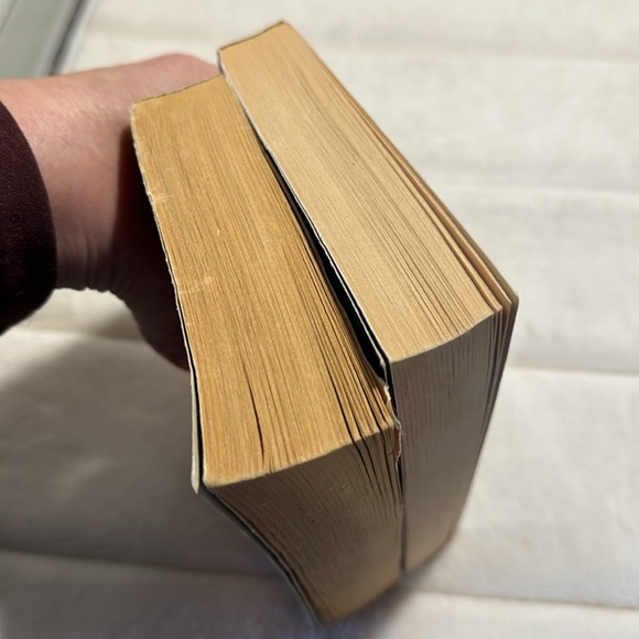 Horror V.C. Andrews Logan family books - Picture 3 of 5